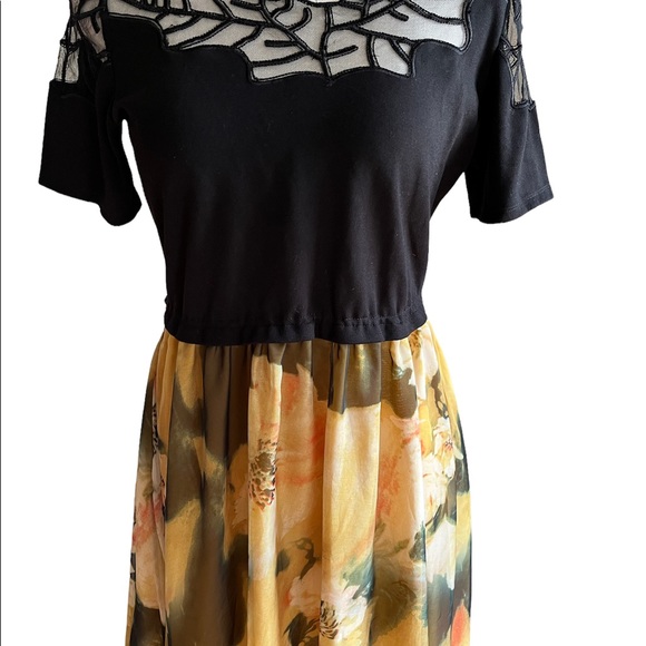 Maxi Dress Summer/Spring/Fall Modest - Picture 2 of 6